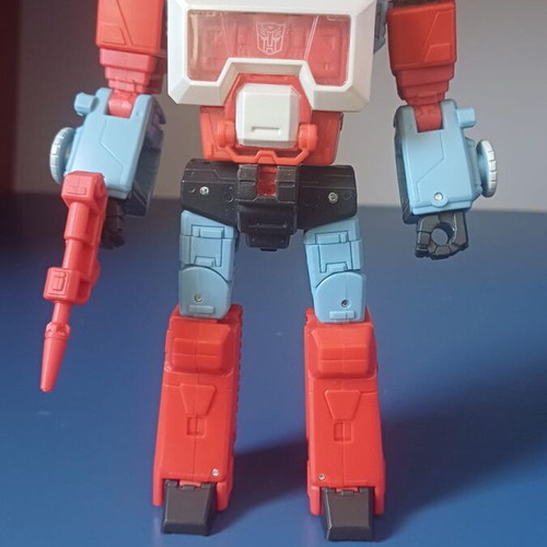 Studio Series 86 Perceptor figure like new