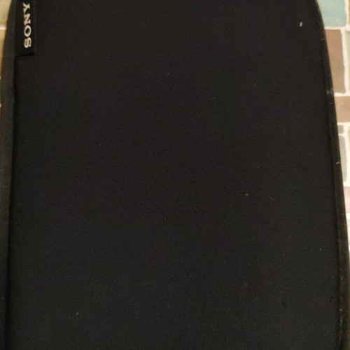 Digital Book Reader PRS 600 used with case and stylus