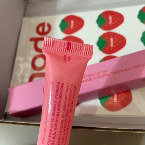 Rhode Peptide Lip Tint Treatment Jelly Bean new
