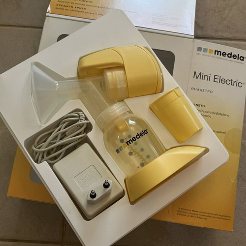 Medela Mini Electric breast pump like new