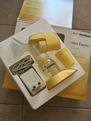 Medela Mini Electric breast pump like new