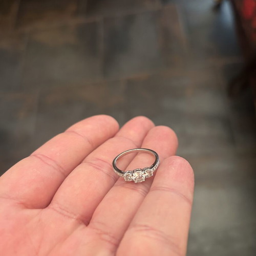 Swarovski ring new