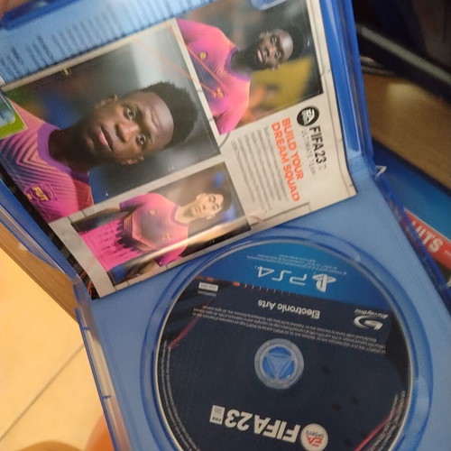 FIFA23 PlayStation 4 game like new