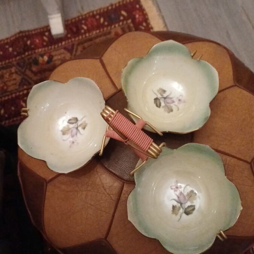 Vintage triple bowl like new
