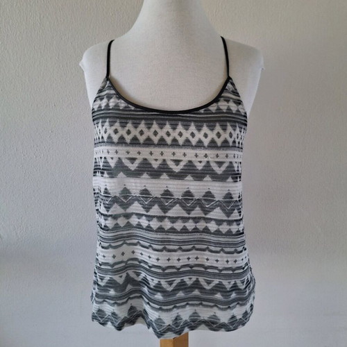 Zara top size M like new, black and white