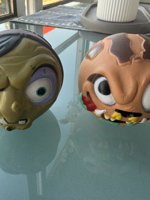 Madballs set of 2 used, witch figure sound not working