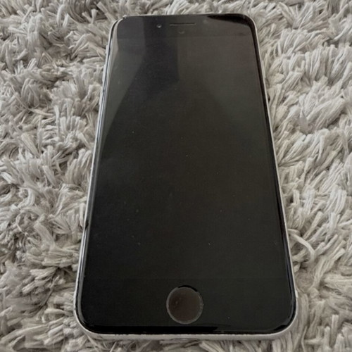iPhone SE 2020 64GB used, white, reliable compact smartphone