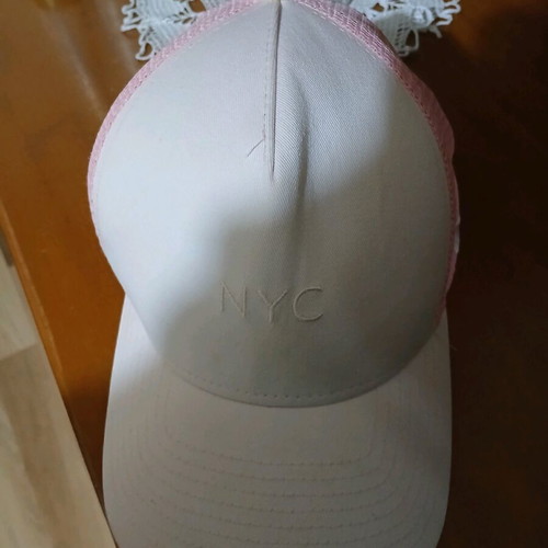 NYC hat used, white and pink, one size