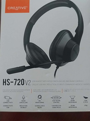 Creative Headphones HS-720 v2 like new
