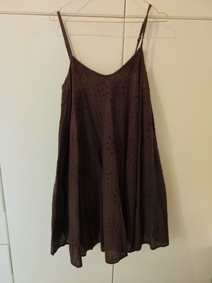Cotton dress brown like new, size L, knee length summer