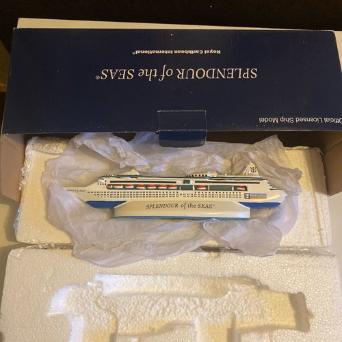 Splendour of the Seas ship model new, Royal Caribbean