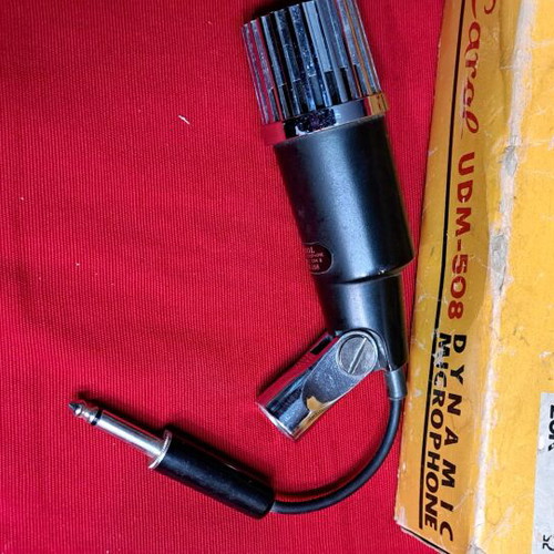 Carol dynamic microphone used