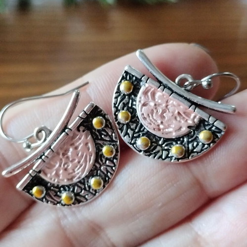 Pink earrings new