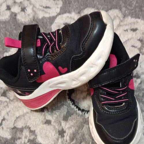 Athletic shoes used size 27 black pink with lights