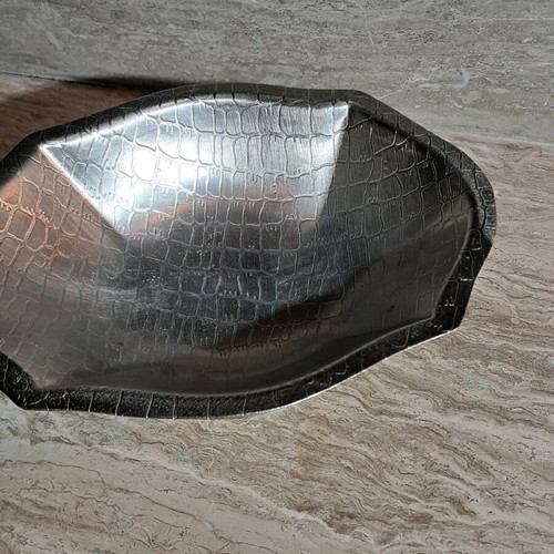 Aluminum decorative bowl like new with embossed pattern