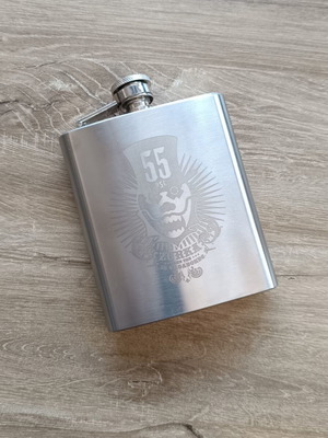 Stainless Steel Flask 8 oz with Engraved Design