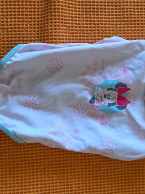 Girls' Disney one-piece swimsuit like new, pink, size 4