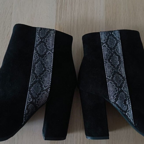 Luigi suede ankle boots with snake detail, new, size 38, 10 cm heel