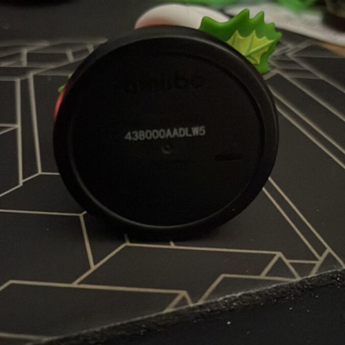 Amiibo Plant Super Smash Series like new out of packaging