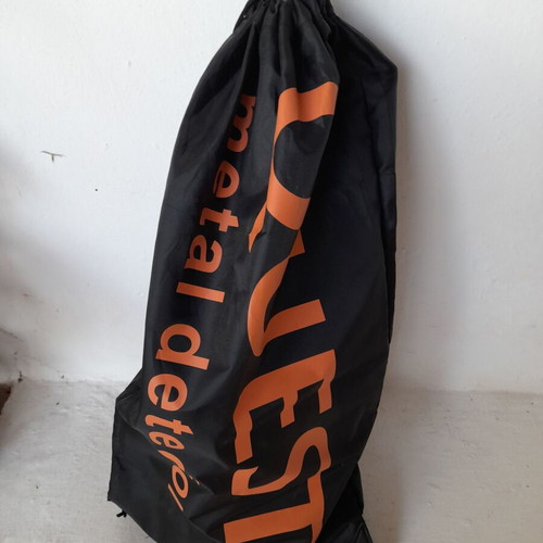 Metal detector Quest idmaxx like new