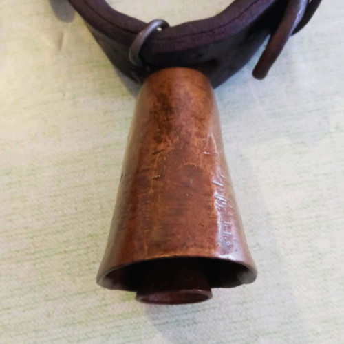 Authentic Old Kypri Bell with Leather Strap and Anti-Theft Lock like new