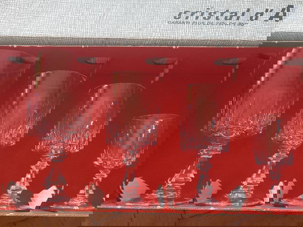 48 κρυστάλλινα ποτήρια Cristal D' Arques