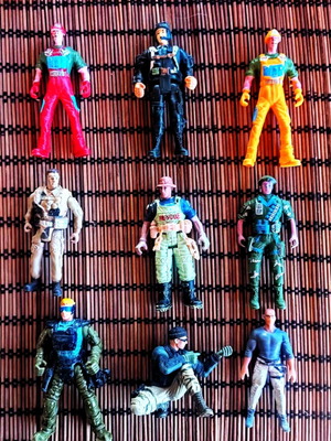 Action Man figures miniature set