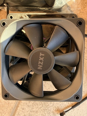 NZXT υπολογιστικά εξαρτήματα σαν καινούργια, όλα μαζί
