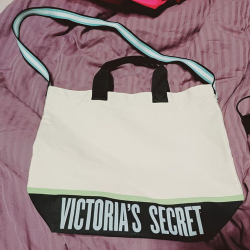 Victoria's Secret beach bag medium size new, white