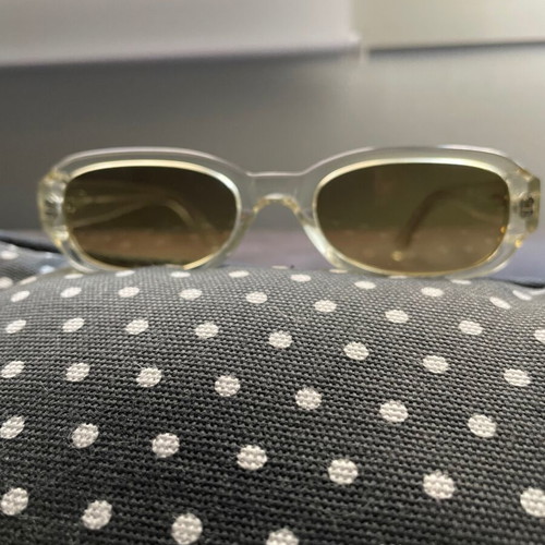 Fendi sunglasses like new, beige transparent frame