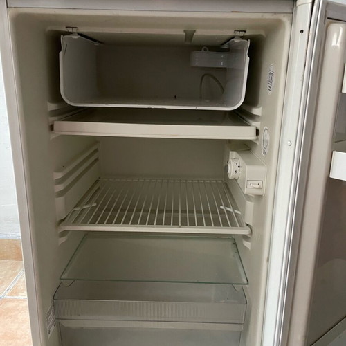 Pitsos Mini Fridge used, works properly