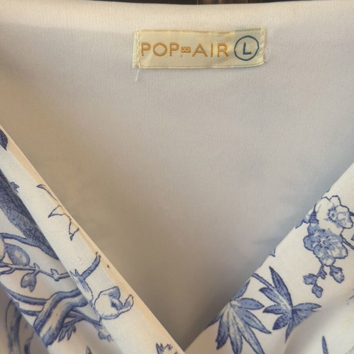 Dress with adjustable straps like new, size L, white and blue