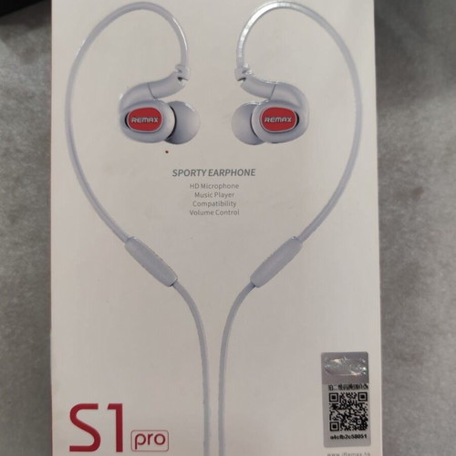 Remax S1 Pro Earphones new with jack cable