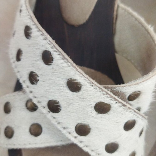 El Gaucho by Giuliano Cutrina women's vintage clogs with pony skin straps, size 37