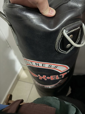 Boxing bag used, good condition