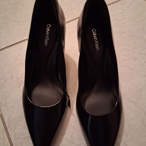 Calvin Klein Ess Stiletto 70 shiny leather black pumps, size 38