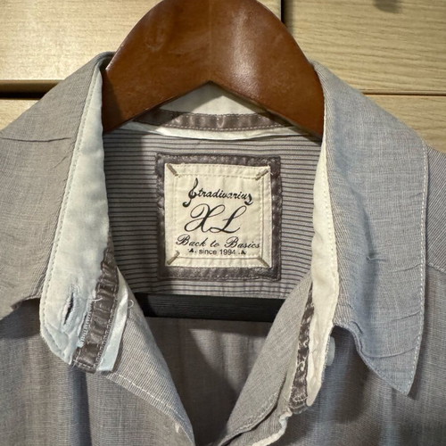 Stradivarius shirts gray Medium-Large size with sleeve button like new