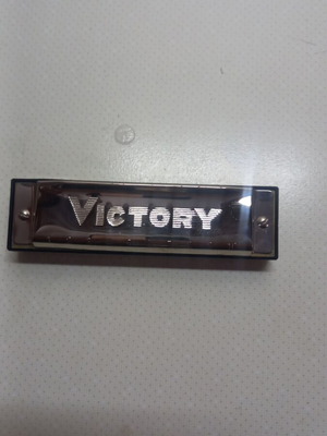 Φυσαρμόνικα Victory
