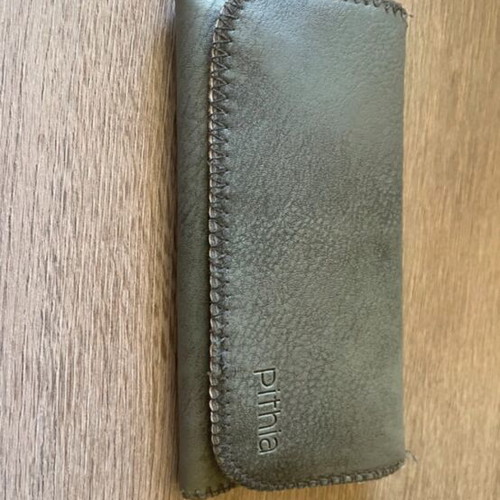 Pithia Tobacco Pouch like new
