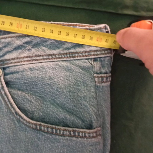 Clockhouse high-waist jeans used with embroidered cherries, size 42 (XL)