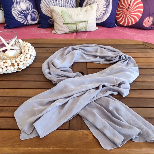 Rosetta Italian scarf new, warm light grey premium quality