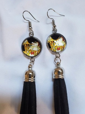 The kiss by Gustav Klimt handmade earring set new, black