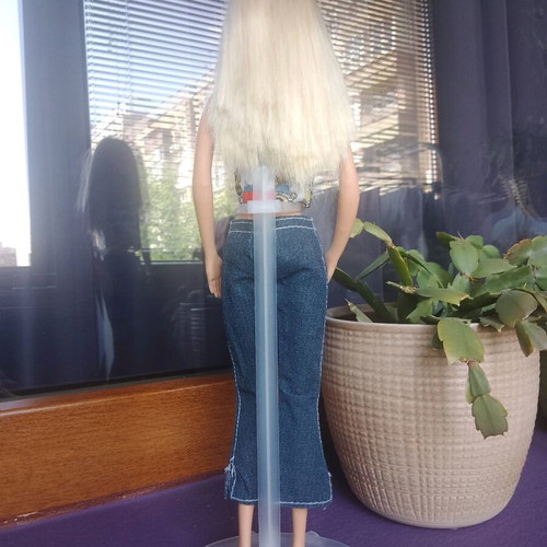 Barbie flexible body like new from 2000, 30 cm height