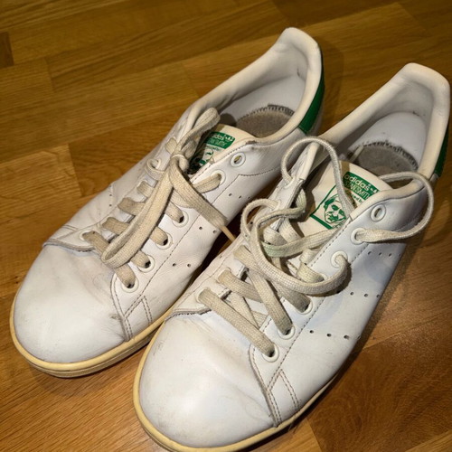 Adidas Stan Smith used white sneakers with green details size 41 missing insoles