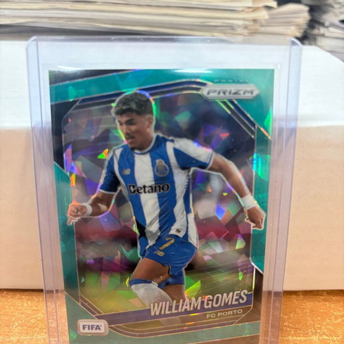 2025-26 Panini Prizm FIFA William Gomes Teal Ice Prizm card new, Porto