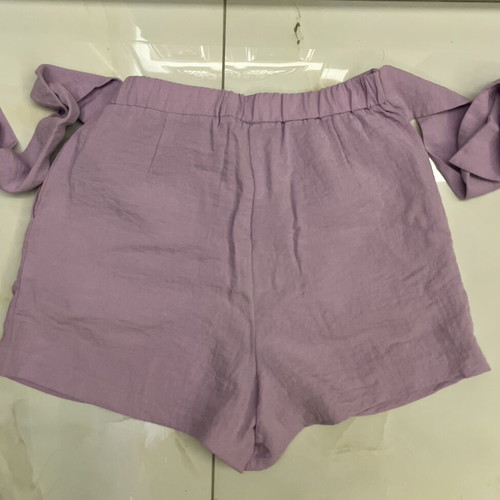 Mango shorts with integrated belt and side pockets, like new, small, purple