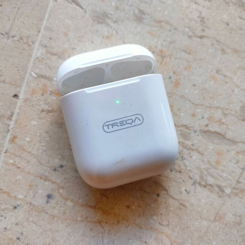 Treqa headset charging case used without earphones