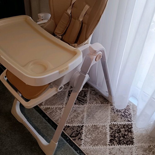 Children's high chair like new