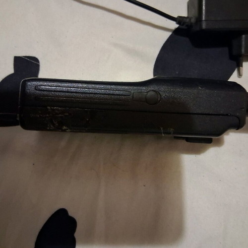 Icom portable walkie-talkie used, long range, powered by socket only