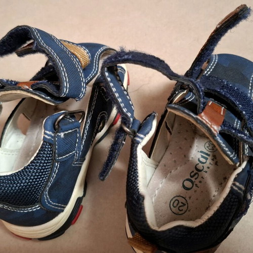 Oscal sandals used, size 20 for boys